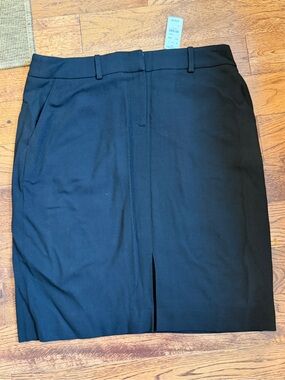 Brooks Brothers Classic Black Women's Pencil Skirt - Tailored Workwear NWT
